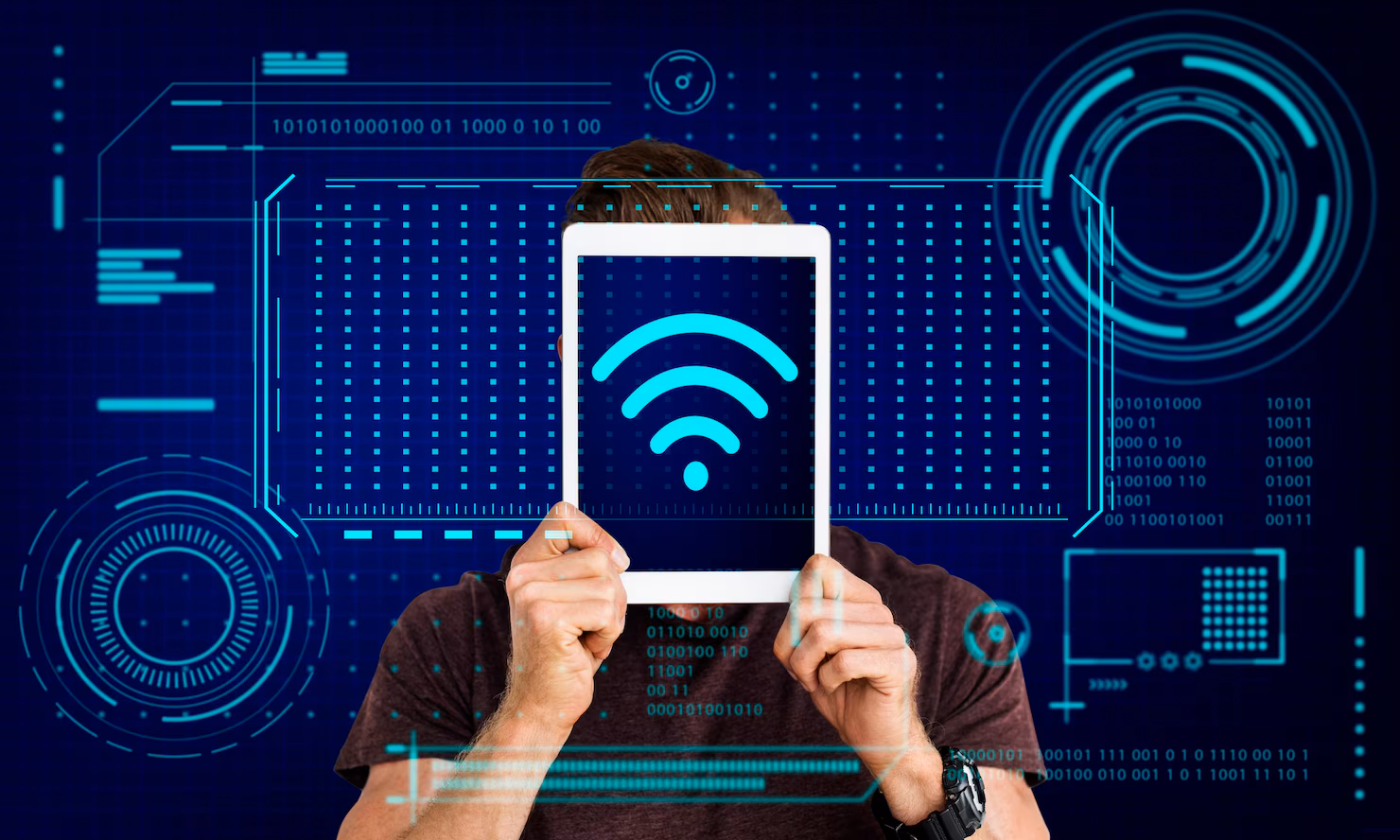 imagen de técnico y una tableta con wifi